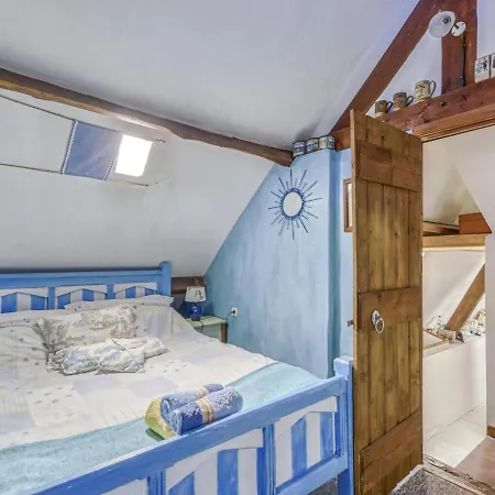 In Clair Sur L Elle Tatil Evi *